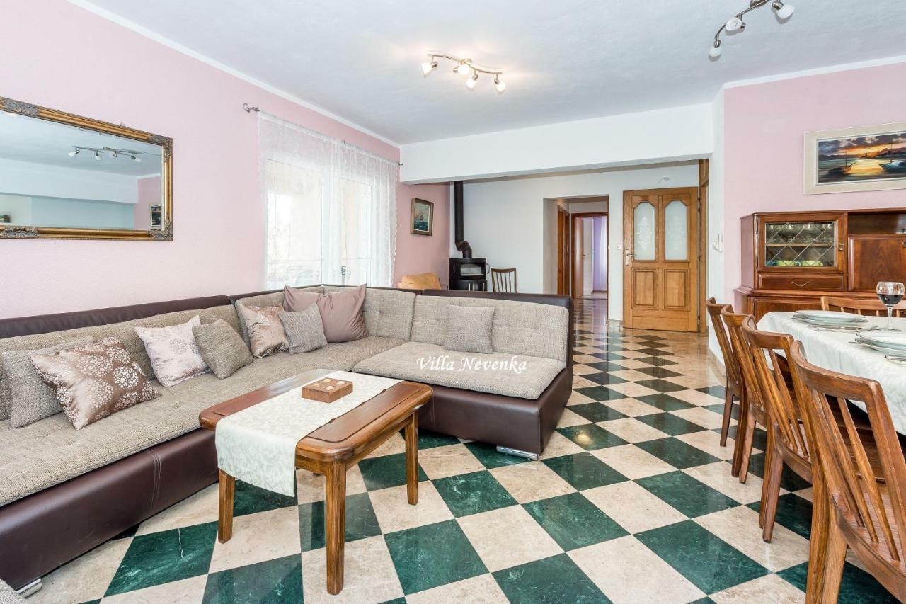 Apartments Villa Nevenka Rogoznica  Exteriör bild